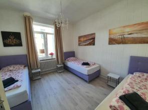 Husum Zentrum bis 7 Personen.