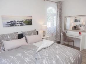 Stadtvilla mit Hafenpanorama