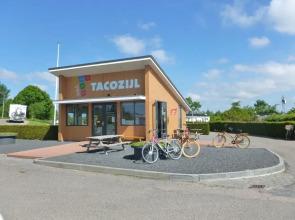 Detached Holiday Home With Sauna and Private Jetty in Lemmer