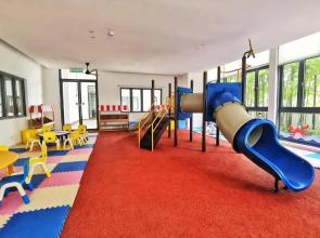 Yussy 4Bedroom Condo at R&F Princess Cove