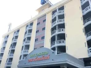 Phakawan Apartment