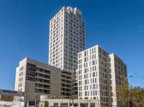 Fantastic View Top location Parking