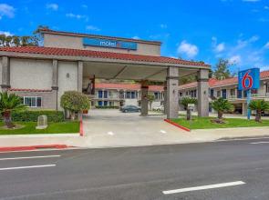 Motel 6 La Mesa, CA