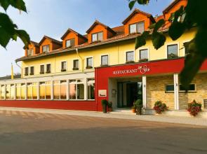 Hotel Zum Stein Wellness & Genuss Resort