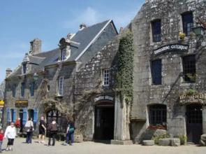 Apartment With one Bedroom in Audierne, With Wonderful sea View, Pool