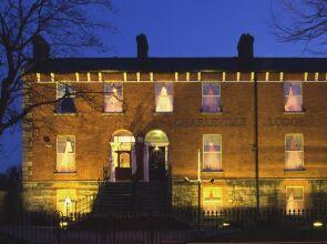 Charleville Lodge Hotel