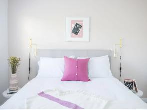 Artsy 2BR in Miami River Inn by Sonder