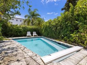 Bright Stylish Apt in Las Olas Blvd Victoria Park