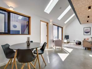 White Room Apartments