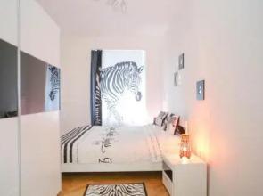 Stylish Apartment A Few Steps From Metro