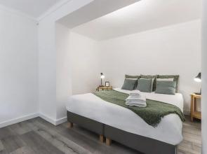 Belem Boutique I by Homing