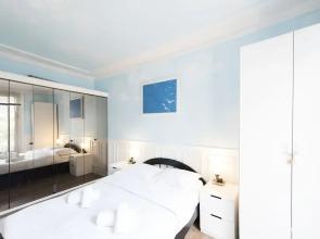 Contemporary in Balard