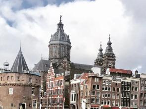 PH93 Amsterdam Central