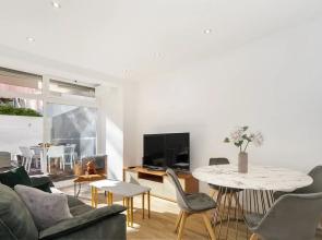 Suburban Serenity Family Home With Pool