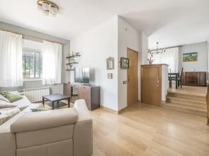 Casa Els pins TVL 84