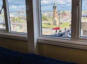 Marine Boathouse View Apartment