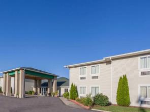 American Inn and Suites Dundee