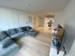 Rent a Luxury Apartment in Canary and Royal Wharf