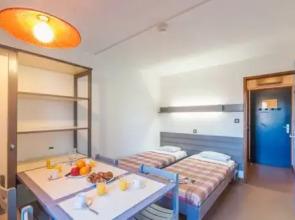 Vacancéole Les Gourgs Blanc