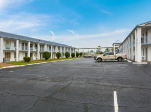 Studio 6 Alexandria, LA