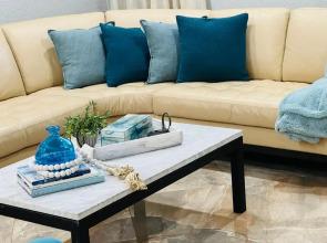 Stunning 3-bed House in Hollywood With hot tub