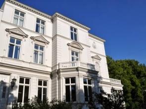 Rothenbaumchaussee 112 - Boardinghouse-Hamburg