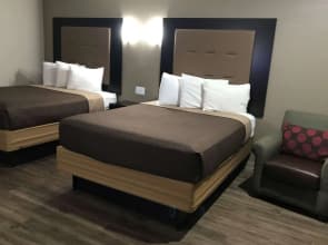 Super 8 by Wyndham Pensacola NAS Area