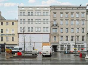 Old Market Square Studio by Renters