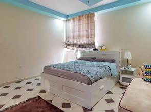 Cheerful 5-Bedroom Villa with Pool