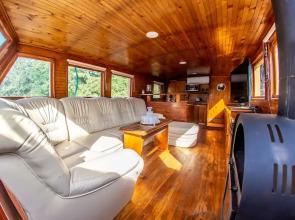 Prague Bay Houseboats