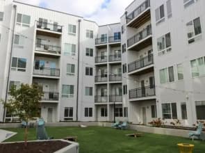 TWO Luxe CozySuites in Downtown Cincy