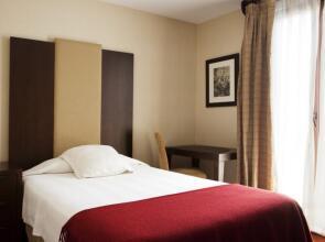 Nh Trujillo Palacio De Santa Marta