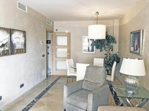 Apartment Marina del Castillo pool view