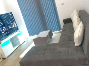 Apartment With Space in Parking