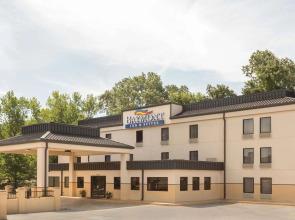 OYO Hotel Rome West GA