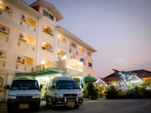 Convenient Resort