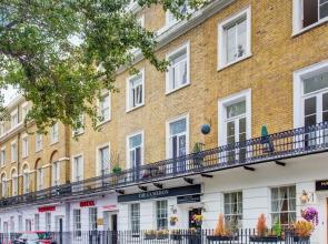 Tranquil Cottage in Mourteri Lined With Beaches