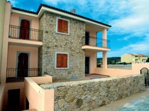 Complessi Residenziali Cala Longa