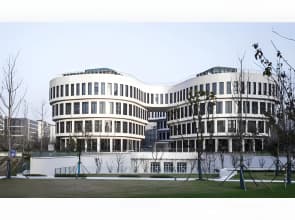 Echarm Hotel (Shanghai Hongqiao Hub National Exhibition Center)
