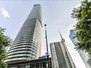 EG Suites - York St Condos 1 near CN Tower offered by Short Term Stays