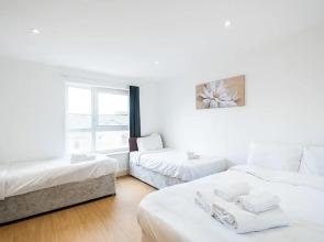 Canary Wharf/Docklands/Excel Spacious Apt E14