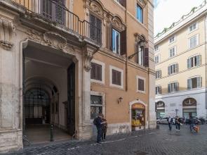 Montecitorio Lovely Apartment