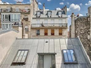 Quaint Apartment With Rooftop Views of Montmarte