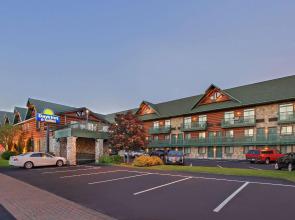 Days Inn by Wyndham Mackinaw City/Bridgeview Area