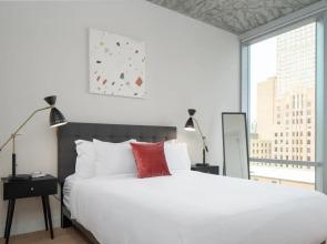 Kasa River North Chicago