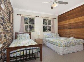 Hacienda Holiday House