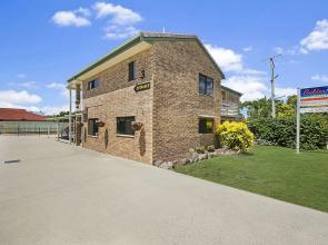 Golden Beach Motor Inn