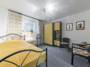 Private Apartment Altes Dorf