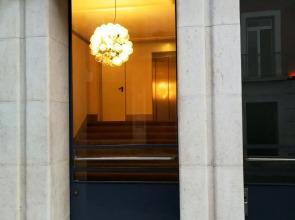 Industrial Lisbon Apartment - Adults Only