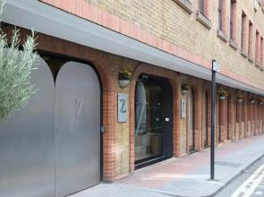 Piccadilly Apartments Hotel